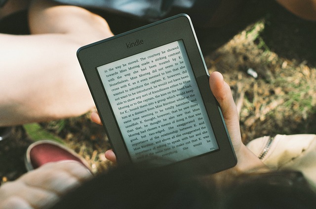 kindle z reklamami czy bez