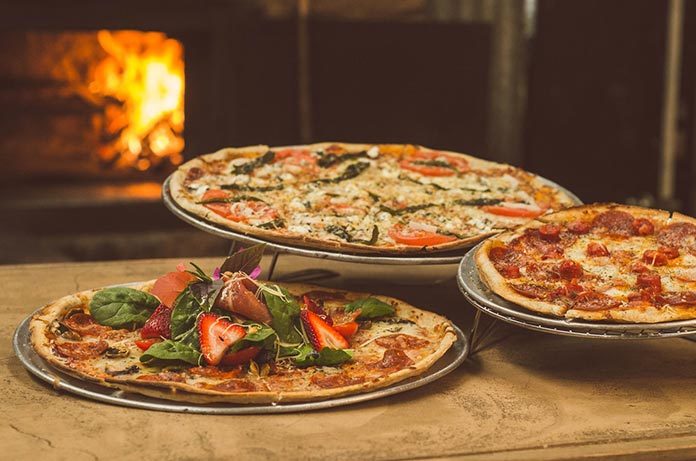 Otwieramy pizzerię – sprawdź, jak ją wyposażyć