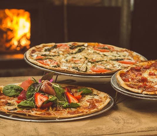 Otwieramy pizzerię – sprawdź, jak ją wyposażyć