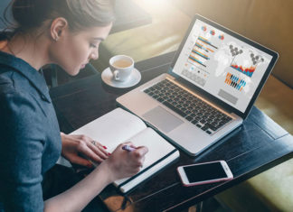 Jaki model laptopa dla profesjonalnego menedżera?