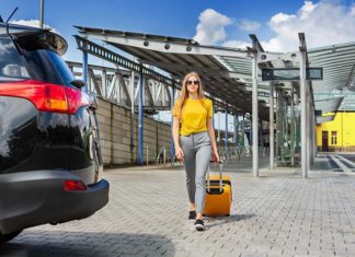 Opłaty parkingowe przy wynajmie samochodu lotnisko Balice