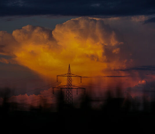 Dystrybucja i sprzedaż energii elektrycznej