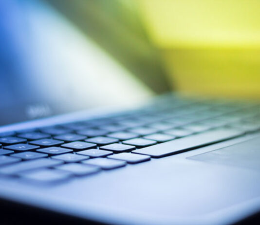 narzędzia do naprawy laptopa iFixIt