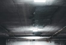 Nagłe zalanie garażu podziemnego